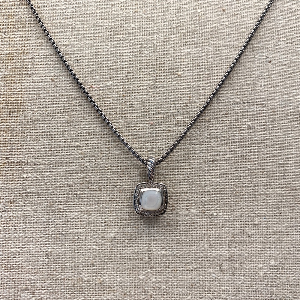 David Yurman Mother of Pearl Petite Albion Necklace